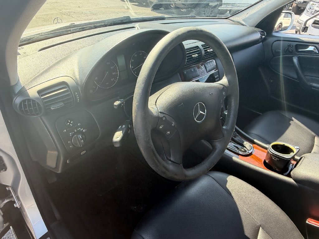 Used 2007 Mercedes-Benz C 280 4MATIC Sedan image 10