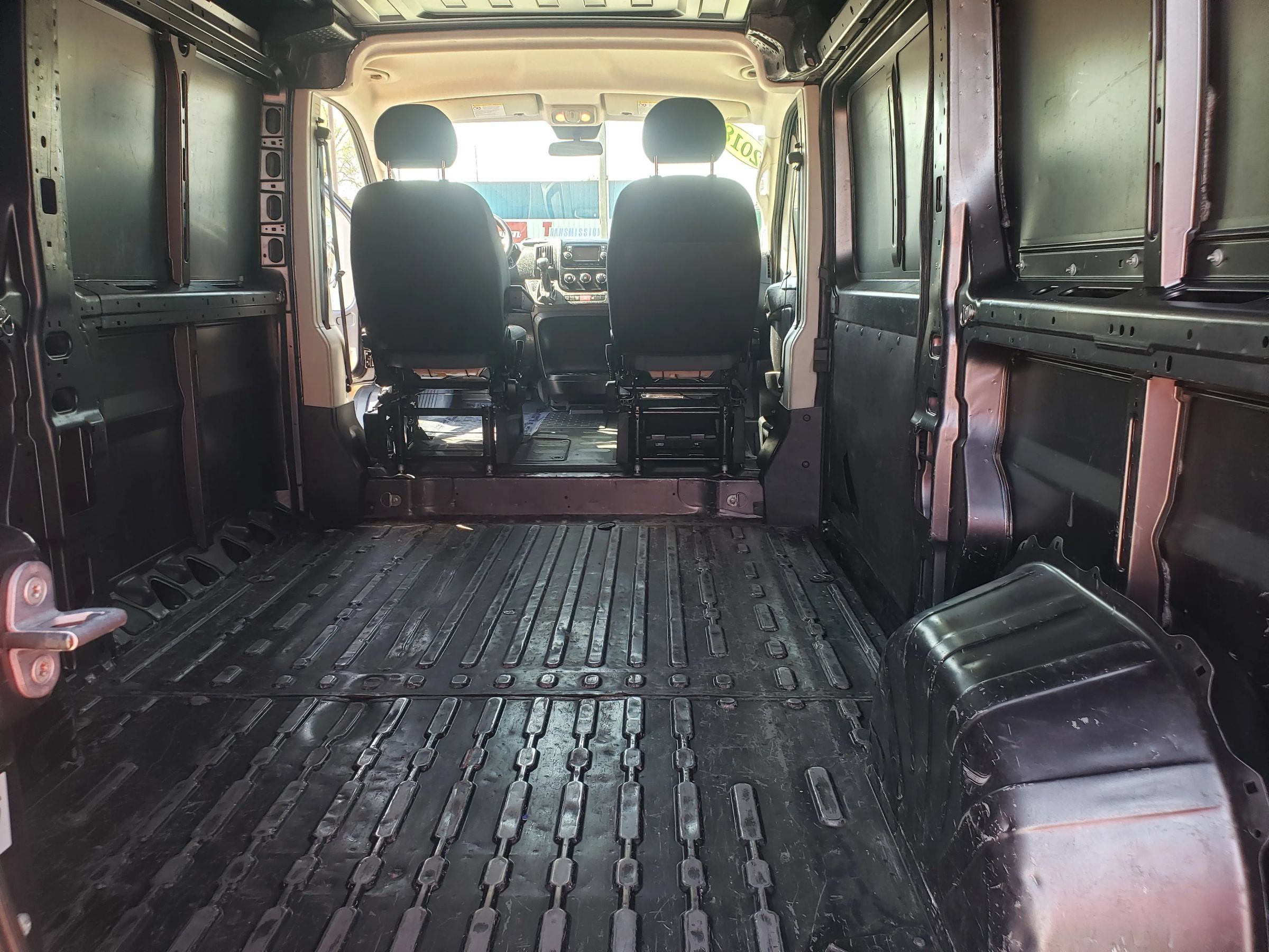 Used 2018 RAM ProMaster 1500 FWD image 16