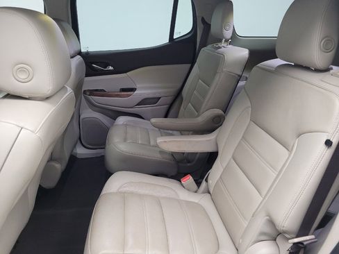 Used 2019 GMC Acadia Denali AWD/4WD image 18