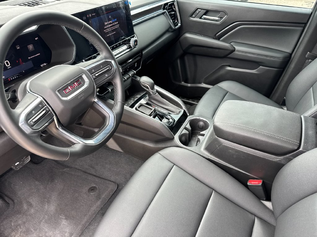 Used 2025 GMC Canyon Elevation w/ Convenience Package RWD image 10