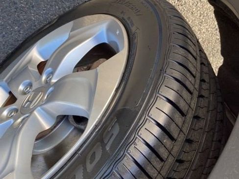 Used 2016 Honda HR-V LX image 15