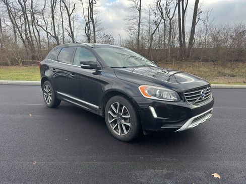 Used 2017 Volvo XC60 T6 Dynamic w/ Preferred Option Package image 1