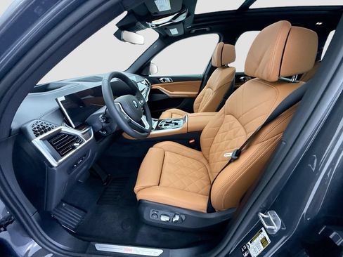 New 2026 BMW X5 xDrive40i w/ Climate Comfort Package AWD/4WD image 18