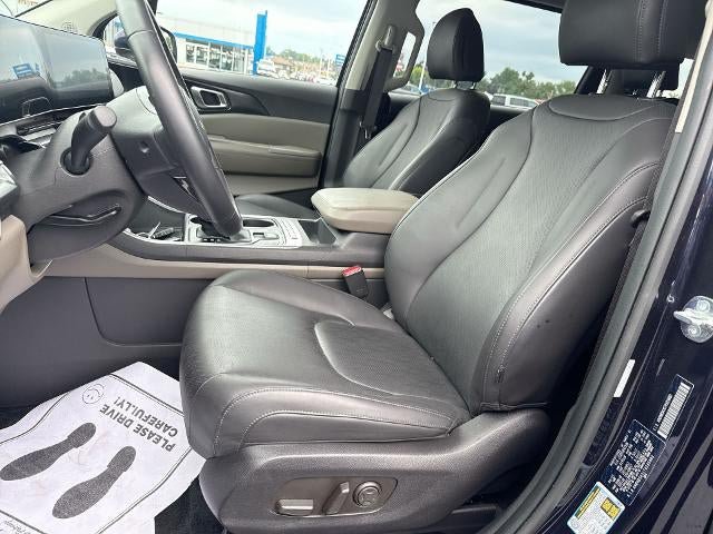 Used 2026 Kia Carnival FWD image 19