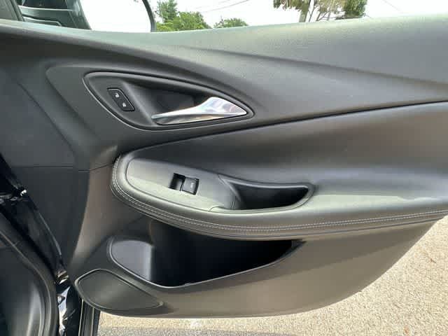 Used 2023 Buick Encore GX Essence w/ Experience Buick Package AWD/4WD image 22