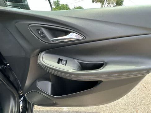 Used 2023 Buick Encore GX Essence w/ Experience Buick Package AWD/4WD image 22