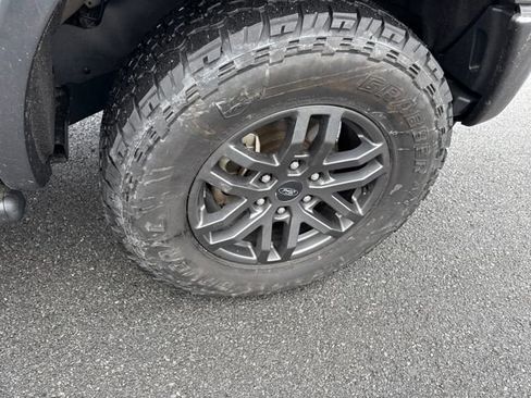 Used 2023 Ford Ranger Lariat w/ Tremor Off-Road Package image 11