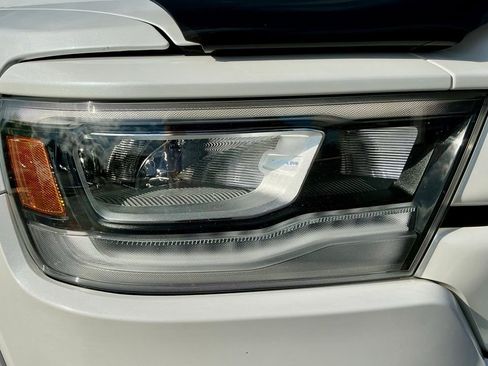 Used 2019 RAM 1500 Laramie image 8