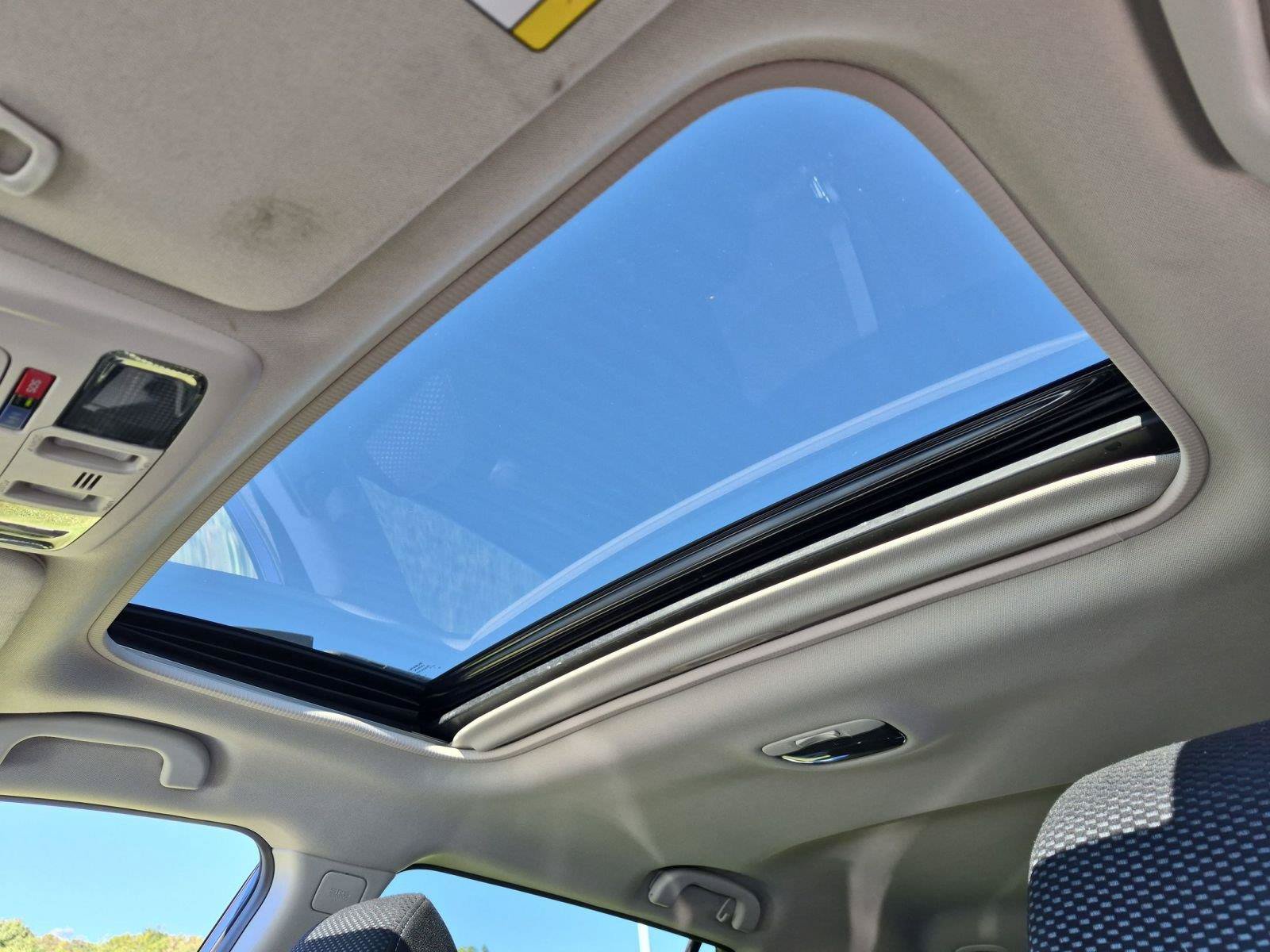 Used 2019 Subaru Outback 2.5i Premium w/ Popular Package #2 AWD/4WD image 13