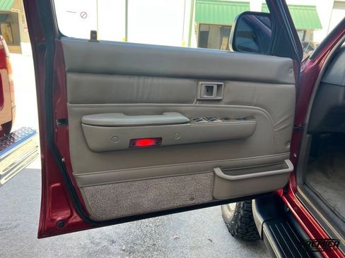 Used 1995 Toyota 4Runner SR5 image 88