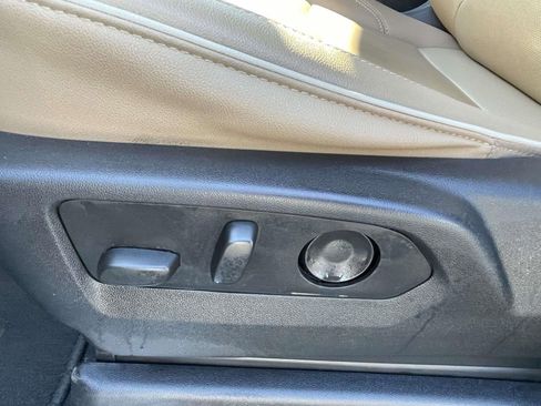 Used 2024 Chevrolet Tahoe Premier image 13