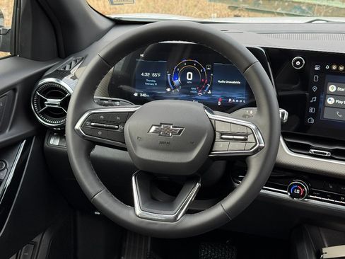 New 2026 Chevrolet Equinox LT image 34