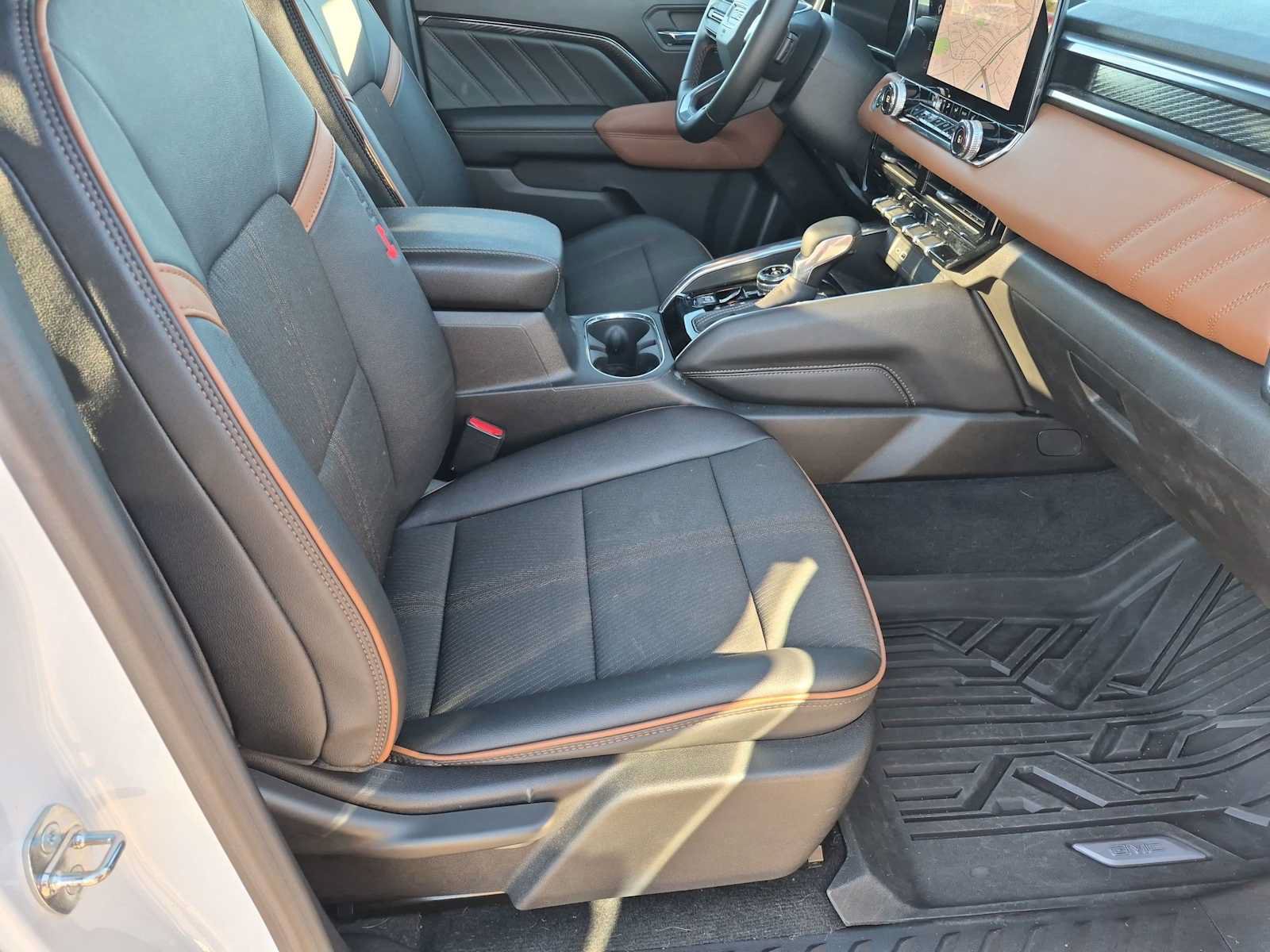 Used 2023 GMC Canyon AT4 AWD/4WD image 20