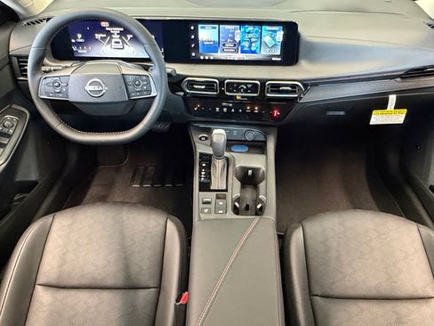 New 2027 Nissan Sentra SR w/ SR Premium Package FWD image 12