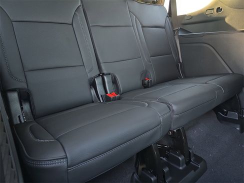 New 2026 GMC Yukon Denali w/ Sun & Power Step Package image 12