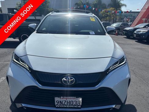 Used 2024 Toyota Venza XLE AWD/4WD image 9