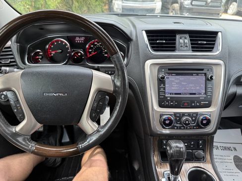Used 2015 GMC Acadia Denali AWD/4WD image 9