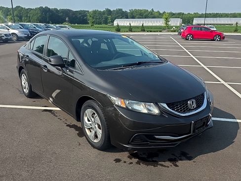 Used 2013 Honda Civic LX image 3