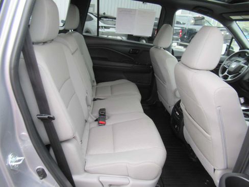 Used 2022 Honda Passport Elite image 23