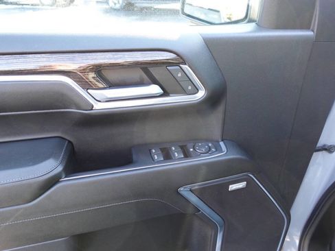 Used 2024 GMC Sierra 1500 Elevation w/ Elevation Premium Package image 18