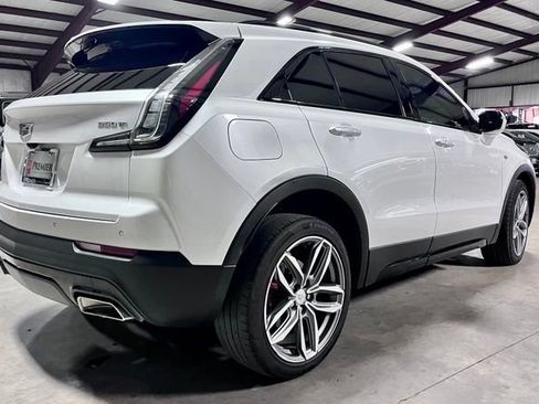 Used 2021 Cadillac XT4 Sport FWD image 2