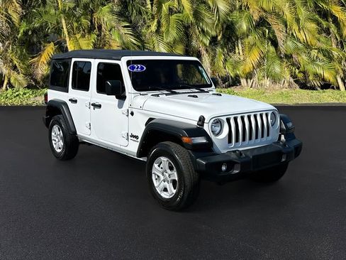 Used 2022 Jeep Wrangler Unlimited Sport image 2