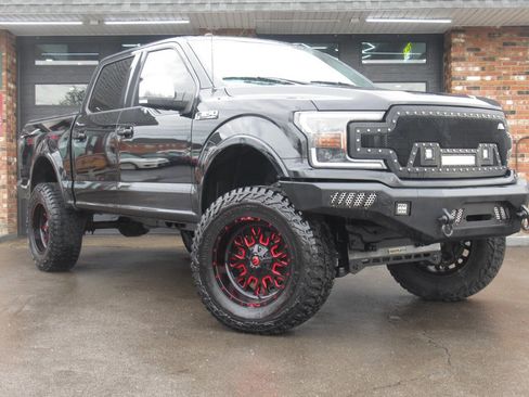 Used 2018 Ford F150 Lariat image 2