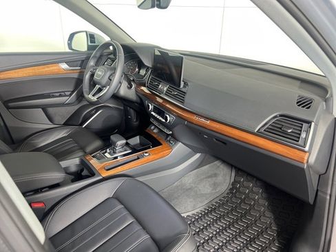 Certified 2023 Audi Q5 2.0T Premium w/ Convenience Package image 12
