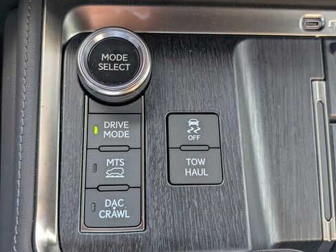 Used 2026 Lexus GX 550 AWD/4WD image 22