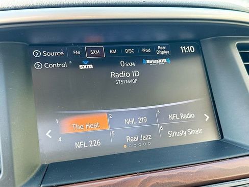 Used 2019 Nissan Pathfinder Platinum image 16