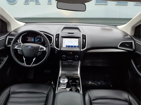 Used 2020 Ford Edge SEL w/ Convenience Package image 12