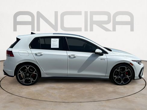 Used 2025 Volkswagen GTI Autobahn FWD image 11