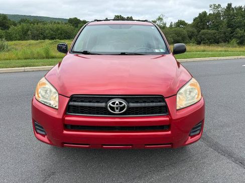 Used 2011 Toyota RAV4 4WD w/ Upgrade Value Pkg image 2