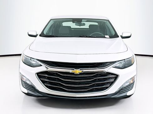Used 2023 Chevrolet Malibu LT w/ Driver Confidence Package FWD image 2