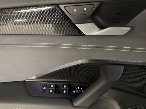 New 2026 Volkswagen Tiguan SE image 10