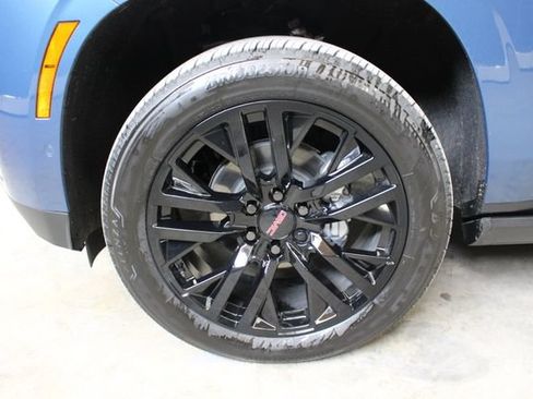 Used 2026 GMC Yukon XL Denali w/ Sun & Power Step Package AWD/4WD image 10