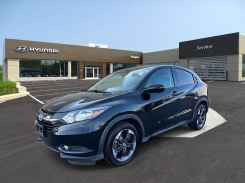 Used 2018 Honda HR-V EX image 1