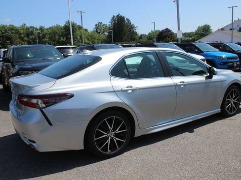 Used 2021 Toyota Camry SE AWD/4WD image 27