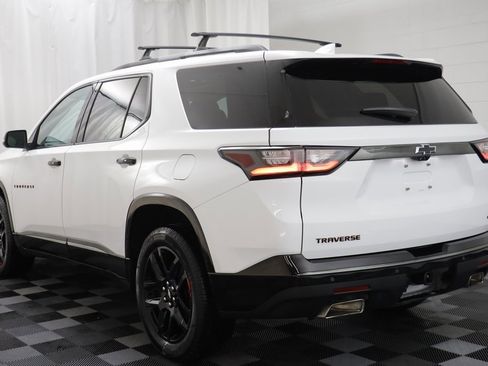 Used 2021 Chevrolet Traverse Premier w/ Redline Edition image 17