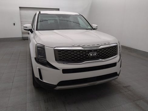 Used 2020 Kia Telluride LX FWD image 14