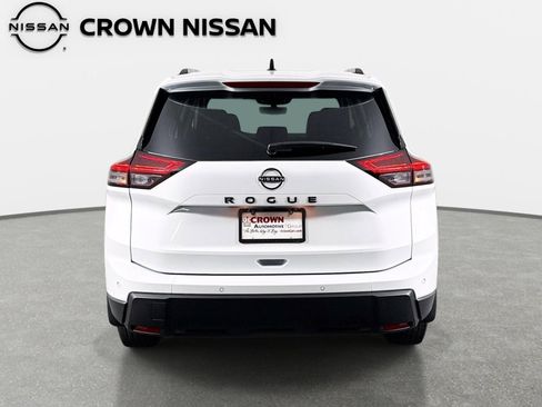 New 2026 Nissan Rogue SV FWD image 6