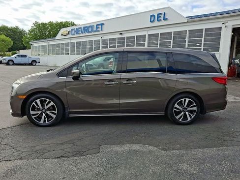 Used 2018 Honda Odyssey Elite image 8