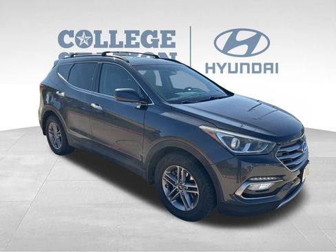 Used 2017 Hyundai Santa Fe Sport image 3