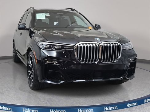 Used 2019 BMW X7 xDrive50i w/ M Sport Package image 3