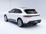 Certified 2022 Porsche Macan image 3
