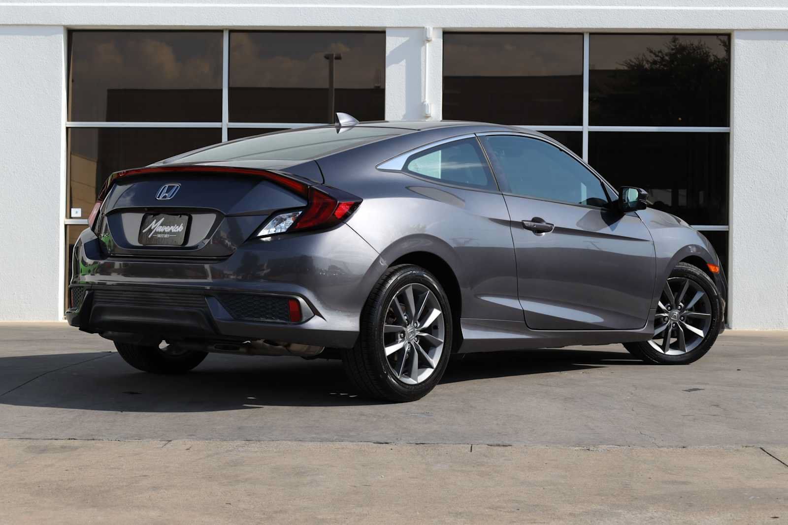 Used 2019 Honda Civic EX image 9