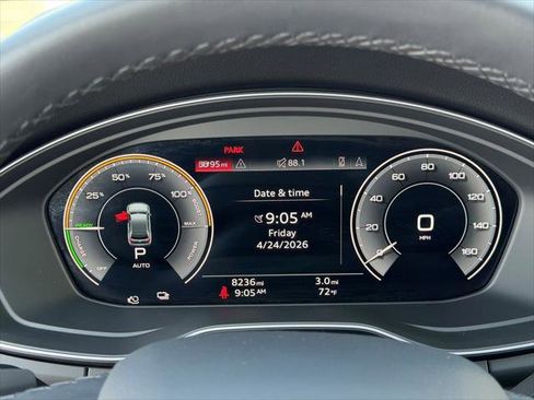 Certified 2025 Audi Q5 e Premium Plus w/ Premium Plus Package AWD/4WD image 10