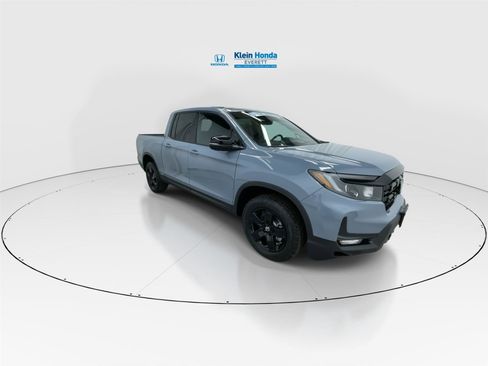 New 2026 Honda Ridgeline Black Edition image 4
