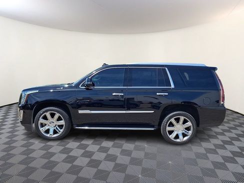 Used 2019 Cadillac Escalade Premium Luxury AWD/4WD image 7