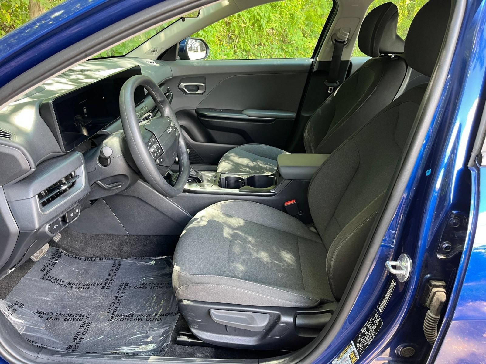 Used 2025 Kia K4 FWD image 29